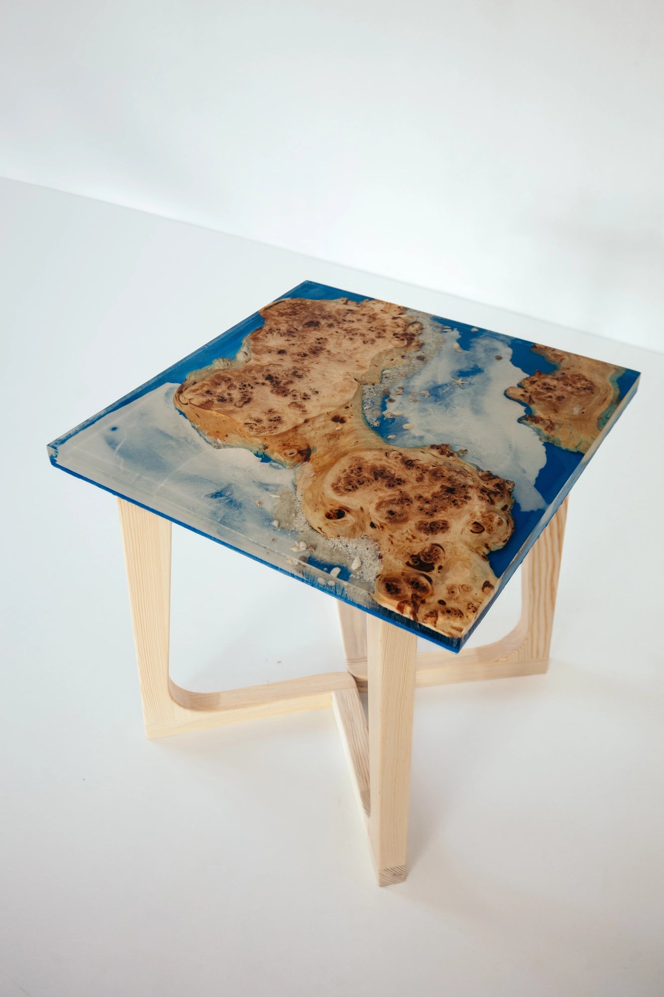 Coffee&Cocktail table "Oceanid"