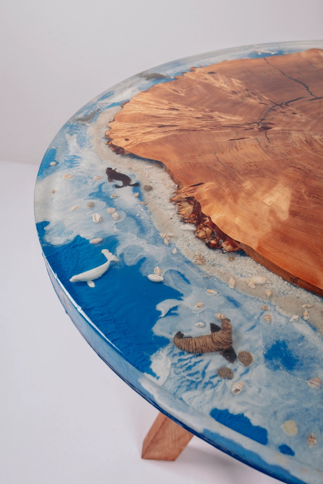 Dining Table "Atlantis"
